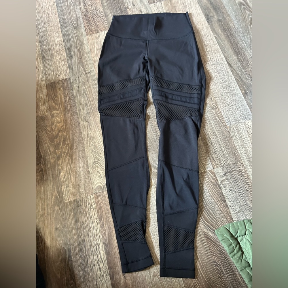 Women's Black High-Waisted Leggings